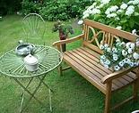 ławka ogrodowa wraz ze stolikiem