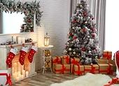 Piękne i niedrogie dekoracje świąteczne do salonu i jadalni