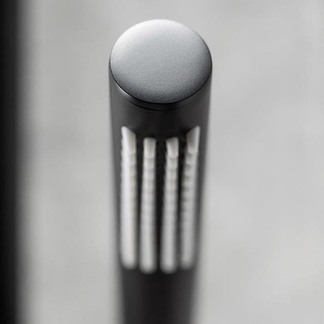 Moza Black Premium deszczownia z baterią natryskową termostatyczną