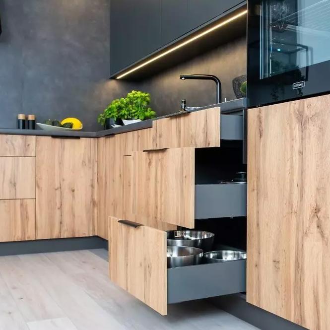 Szafka kuchenna Bono W60/68 Slim Pl z okapem srebrnym D
