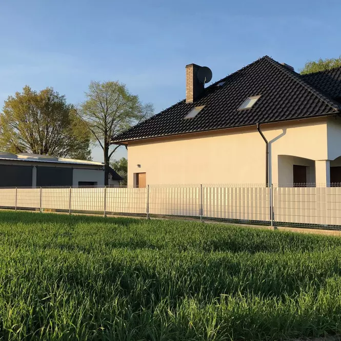 Taśma ogrodzeniowa 19 cm x 35 m szara,3