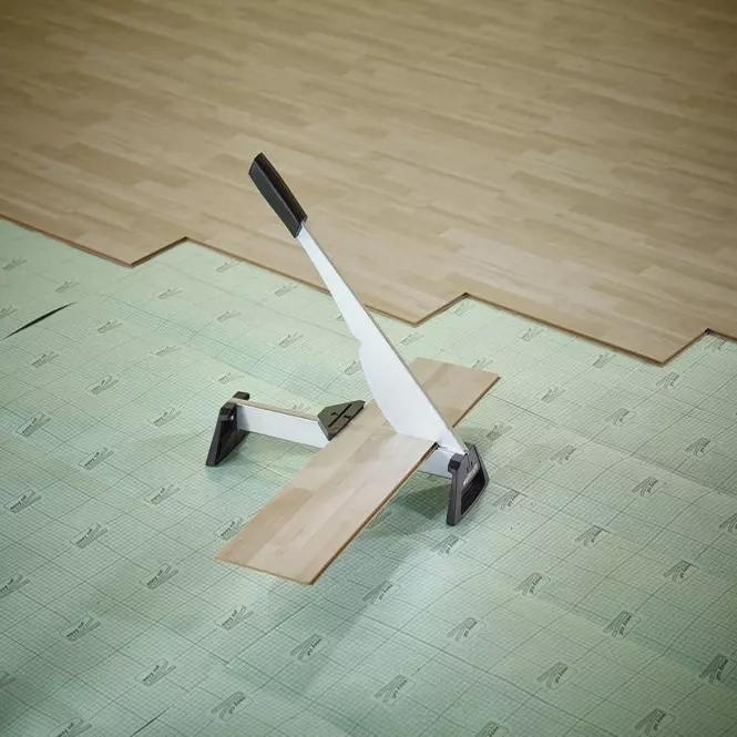 Gilotyna do cięcia paneli laminowanych Wolfcraft LC100