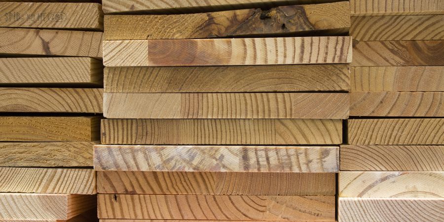 drewno sosnowe